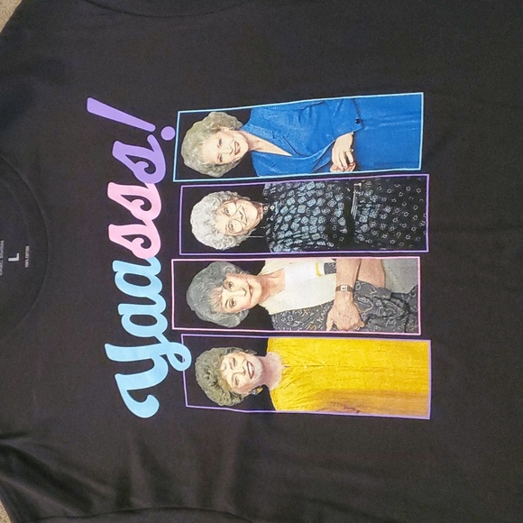 Graphic t - Picture 2 of 3